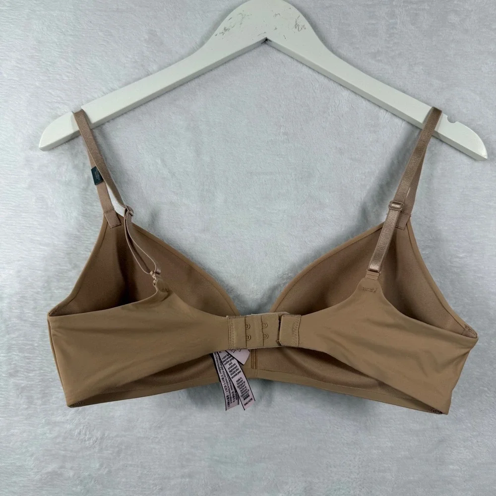 Victorias Secret T-Shirt Lightly Lined Wireless Bra 34C Tan Nude 365828-DJ5‎